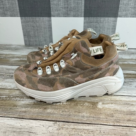 Diemme Pink Camo Suede Hiking Sneaker - Missing Laces - Picture 5 of 13